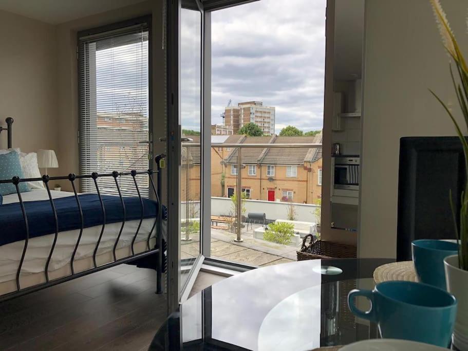 Studio Apartment Opposite Shoreditch Park Лондон Екстер'єр фото