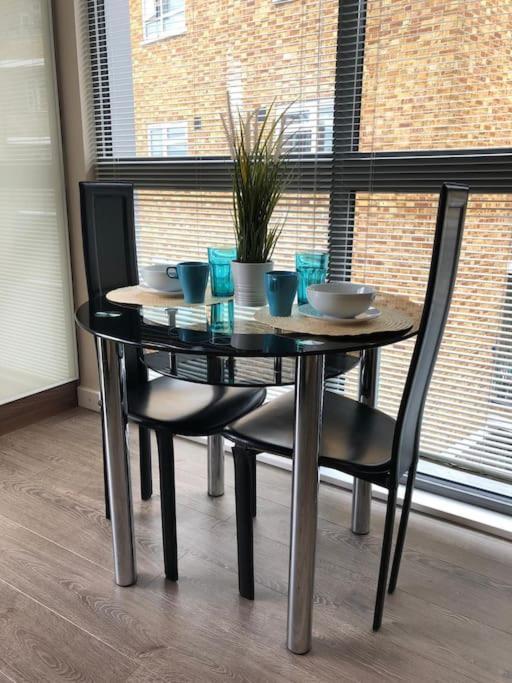 Studio Apartment Opposite Shoreditch Park Лондон Екстер'єр фото